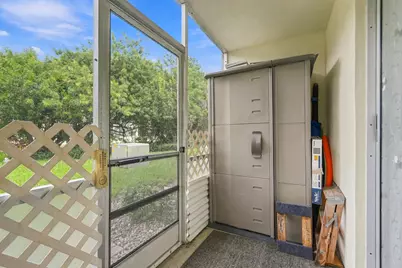 85 Kingswood E, West Palm Beach, FL 33417 - Photo 13
