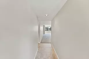10607 W Clairmont Cir, Tamarac, FL 33321 - Photo 5