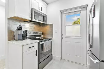 330 N Federal Highway #211, Deerfield Beach, FL 33441 - Photo 5