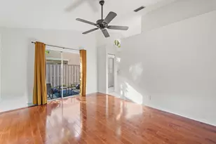 28 Governors Ct, Palm Beach Gardens, FL 33418 - Photo 21