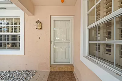 28 Governors Court, Palm Beach Gardens, FL 33418 - Photo 25