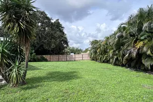 1053 NW Terrace Rd, Stuart, FL 34994 - Photo 7