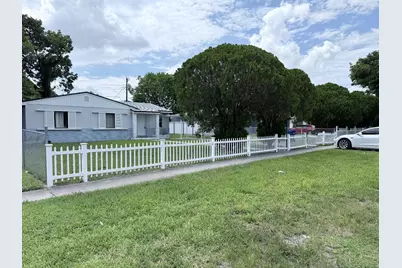 16100 NE 10th Avenue, North Miami Beach, FL 33162 - Photo 3
