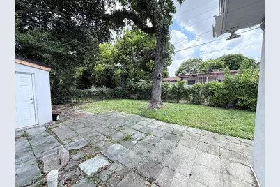 16100 NE 10th Avenue, North Miami Beach, FL 33162 - Photo 21