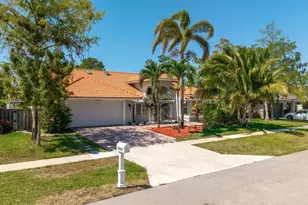 13525 Brixham St, Wellington, FL 33414 - Photo 47
