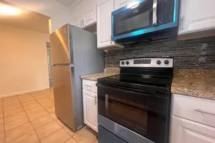 645 SW 20th Ct, Delray Beach, FL 33445 - Photo 3