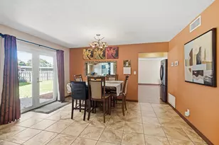 4501 E Country Club Cir, Plantation, FL 33317 - Photo 13