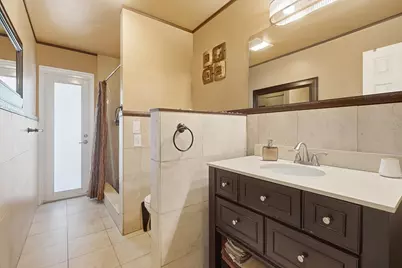4501 E Country Club Circle, Plantation, FL 33317 - Photo 23