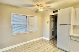 9 Salisbury A, West Palm Beach, FL 33417 - Photo 7