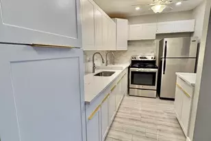 9 Salisbury A, West Palm Beach, FL 33417 - Photo 5