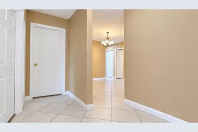 118 Mohigan Circle, Boca Raton, FL 33487 - Photo 7