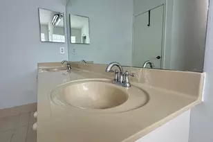 870 NW 166th Ave, Pembroke Pines, FL 33028 - Photo 35