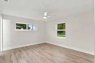 5701 Myrtle Dr, Fort Pierce, FL 34982 - Photo 11