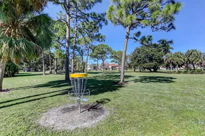 10 Lexington Lane E #A, Palm Beach Gardens, FL 33418 - Photo 47