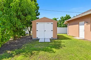 1586 SW Calmar Ave, Port Saint Lucie, FL 34953 - Photo 31