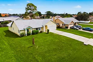 3617 SW Masilunas St, Port Saint Lucie, FL 34953 - Photo 9