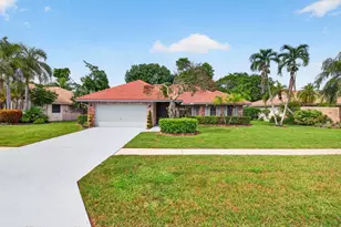 10145 Harbourtown Ct, Boca Raton, FL 33498 - Photo 3