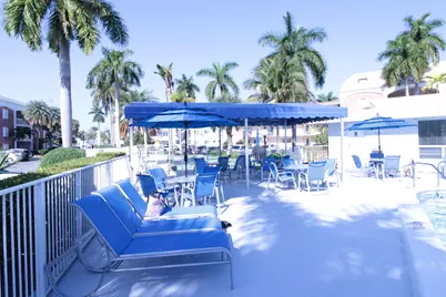465 Paradise Isle Boulevard, Hallandale Beach, FL 33009 - Photo 23