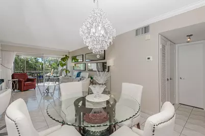 465 Paradise Isle Boulevard, Hallandale Beach, FL 33009 - Photo 9