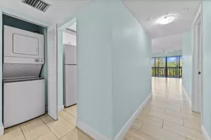 1021 Mockingbird Ln, Plantation, FL 33324 - Photo 3