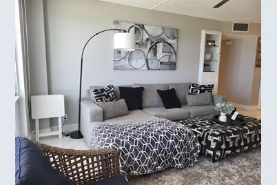 133 N Pompano Beach Boulevard #1109, Pompano Beach, FL 33062 - Photo 3