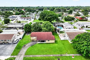913 Jamaican Dr, West Palm Beach, FL 33415 - Photo 5