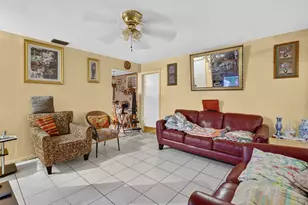 913 Jamaican Dr, West Palm Beach, FL 33415 - Photo 9