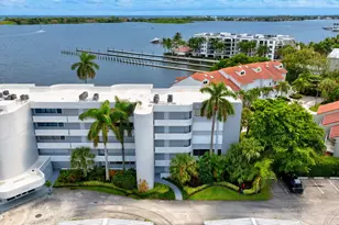 8200 Lakeshore Dr, Hypoluxo, FL 33462 - Photo 5