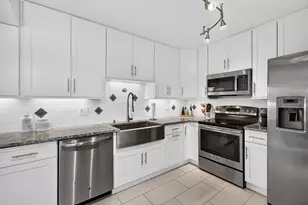 8200 Lakeshore Dr, Hypoluxo, FL 33462 - Photo 15