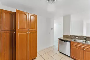 2212 NW 9th Ct, Fort Lauderdale, FL 33311 - Photo 9