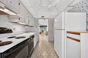 7490 NW 1st St, Margate, FL 33063 - Photo 23