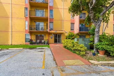 4707 NW 7th Street #110-8, Miami, FL 33126 - Photo 1