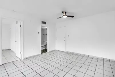 4707 NW 7th Street #110-8, Miami, FL 33126 - Photo 9