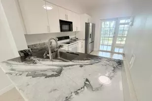 5275 Jamboree Pl, Margate, FL 33063 - Photo 3