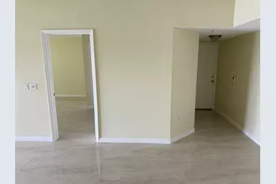 5061 Wiles Road #202, Coconut Creek, FL 33073 - Photo 13