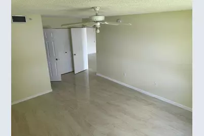 5061 Wiles Road #202, Coconut Creek, FL 33073 - Photo 19
