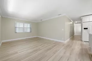 916 Evergreen Dr, North Palm Beach, FL 33408 - Photo 13