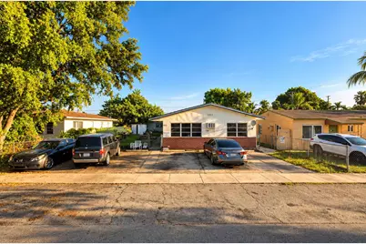 1911 Roosevelt Street, Hollywood, FL 33020 - Photo 1