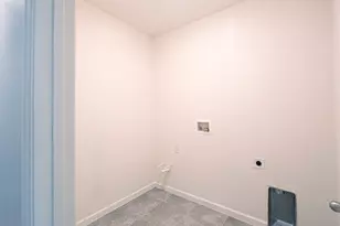 629 Old Country Rd S E, Palm Bay, FL 32909 - Photo 21