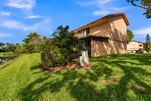 942 SW 113th Terrace, Pembroke Pines, FL 33025 - Photo 43