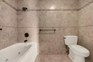 942 SW 113th Terrace, Pembroke Pines, FL 33025 - Photo 15
