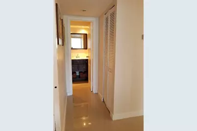 800 Parkview Drive #317, Hallandale Beach, FL 33009 - Photo 9