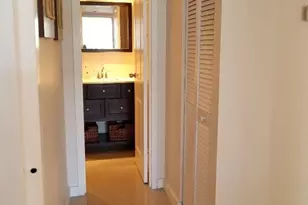 800 Parkview Dr, Hallandale Beach, FL 33009 - Photo 19