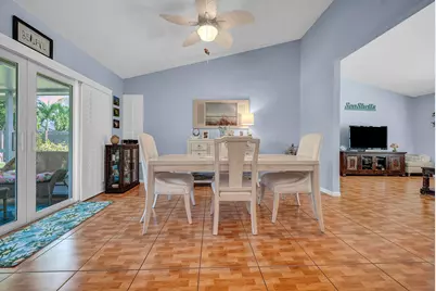 8026 Marshwood Lane, Lake Worth, FL 33467 - Photo 9
