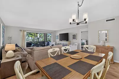 12926 Briarlake Drive #104b, Palm Beach Gardens, FL 33418 - Photo 9