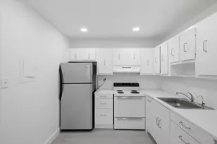 527 Normandy K, Delray Beach, FL 33484 - Photo 11