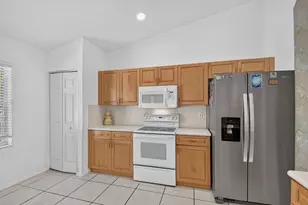 6829 Castlemaine Ave, Boynton Beach, FL 33437 - Photo 5