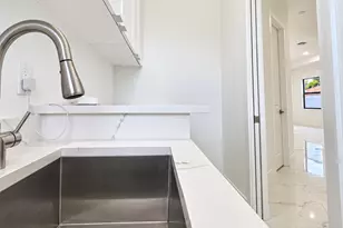 2367 E Faith Ave, West Palm Beach, FL 33417 - Photo 17