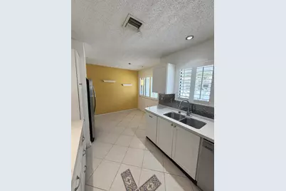 40 Pelican Pointe Drive #205, Delray Beach, FL 33483 - Photo 11
