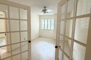 40 Pelican Pointe Dr, Delray Beach, FL 33483 - Photo 23